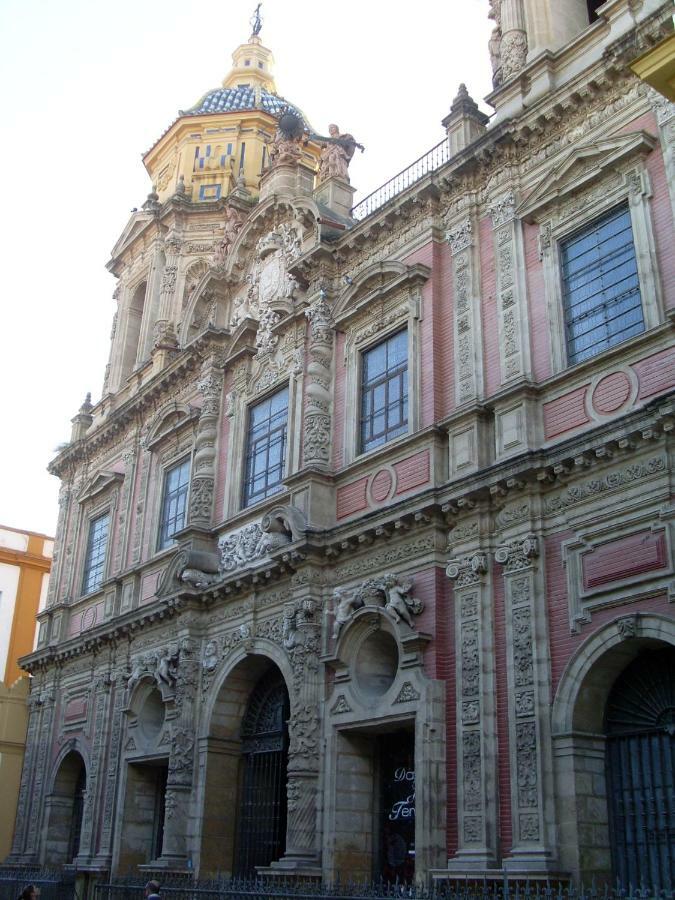 La Casa De Maite Apartment Seville Exterior photo